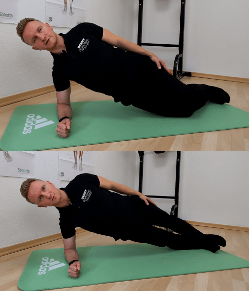 Hohlkreuz Bankdrücken: Denny liegt in Seitenlage, im Seitstütz. Einmal mit den Knien am Boden und einmal mit den Knien in der Luft - auf Unteram und Füße abgestützt.